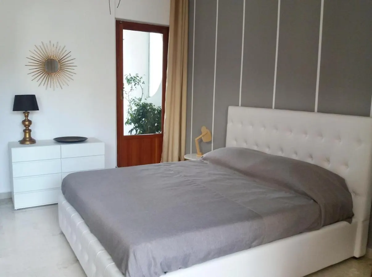 Villa Coral Mondello Palermo Apartment