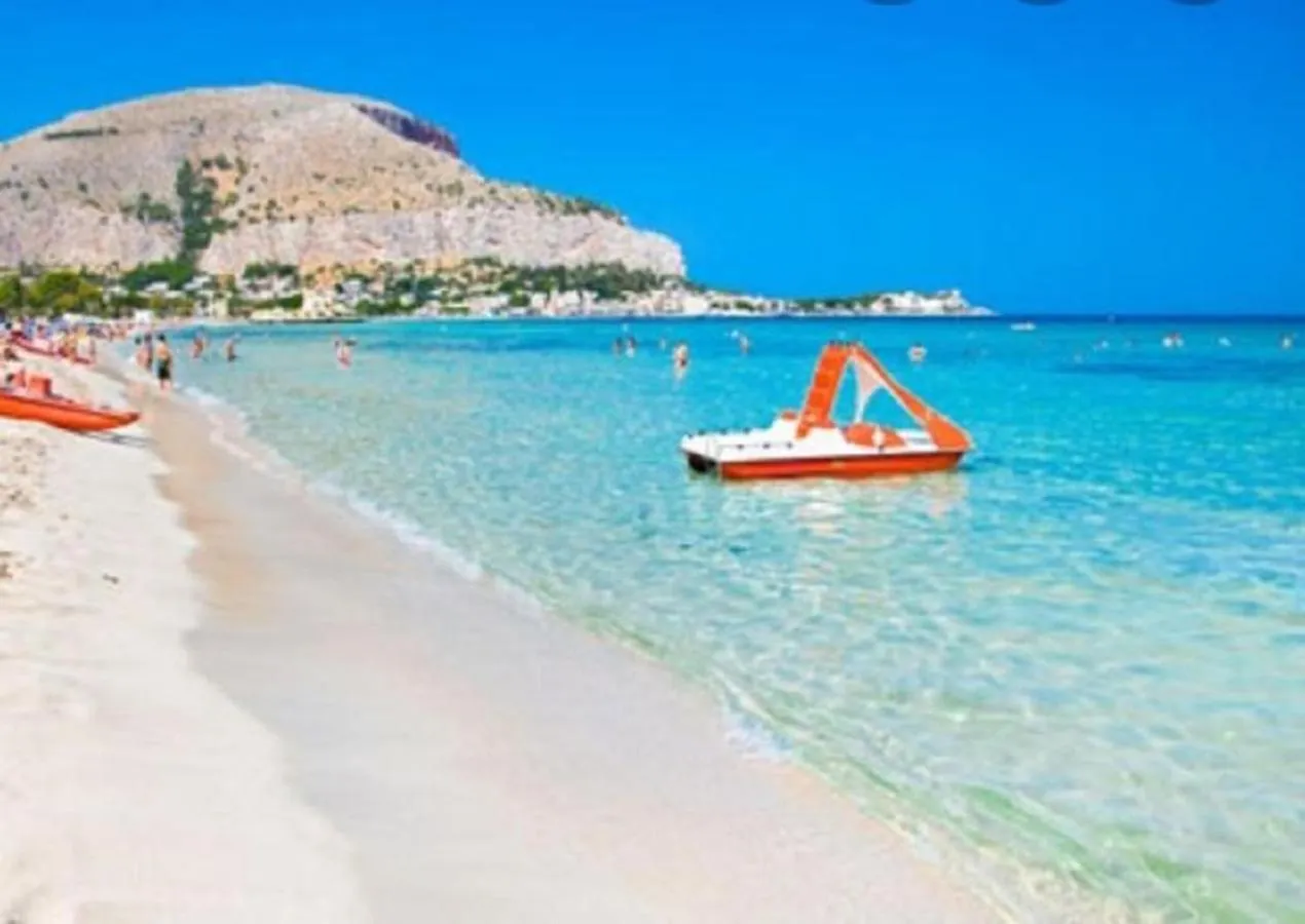 Villa Coral Mondello Palermo