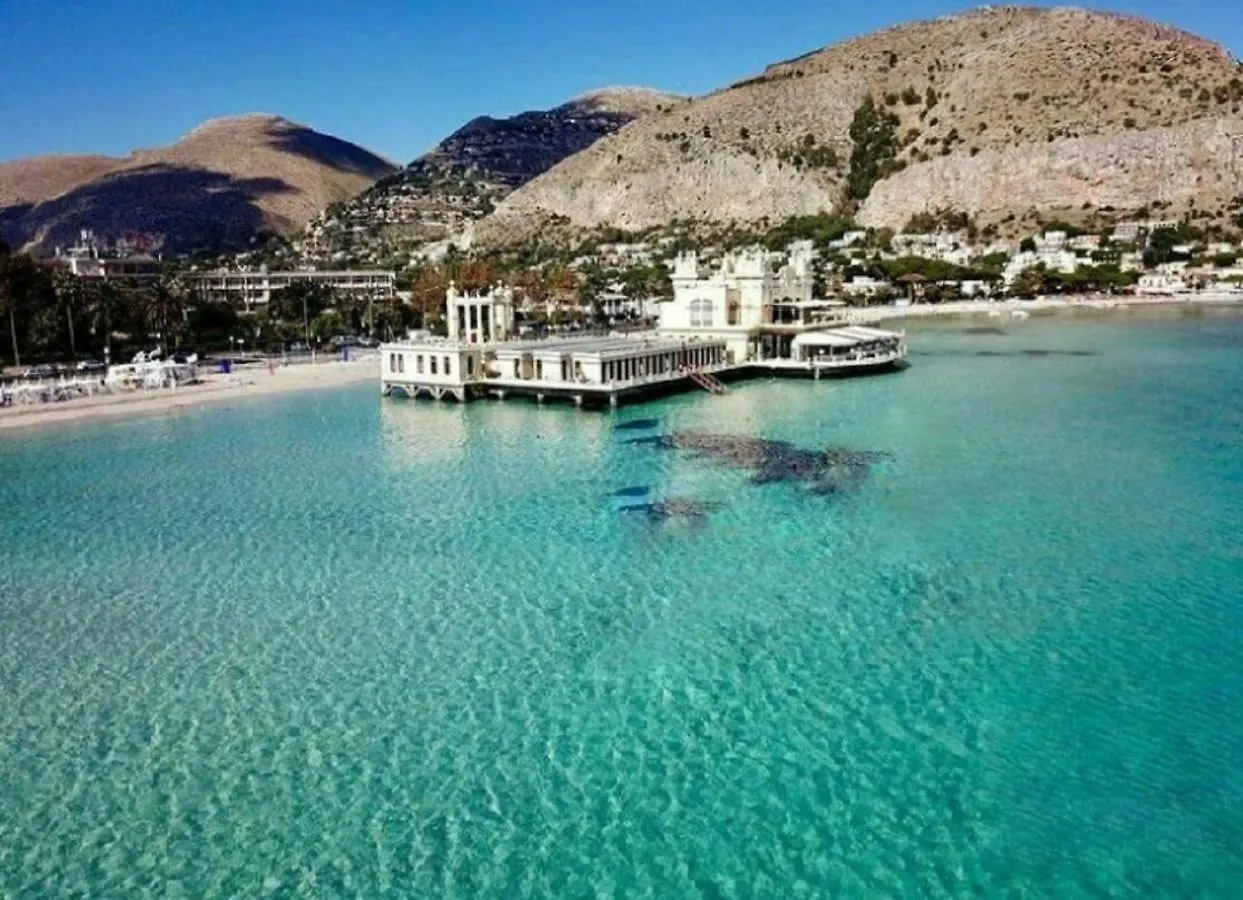 Villa Coral Mondello Palermo 0*,